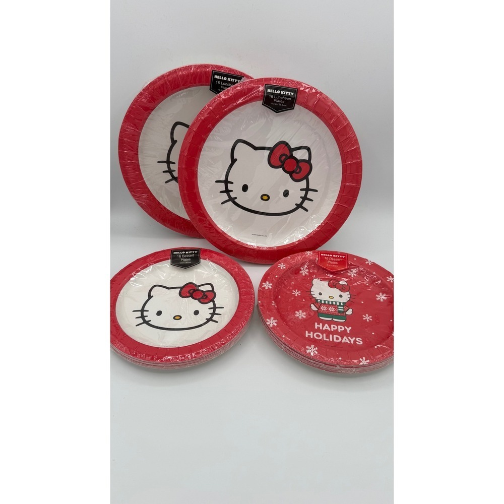Hello‎ Kitty Plates Set Dessert & Luncheon Holiday Sweater & Classic Red